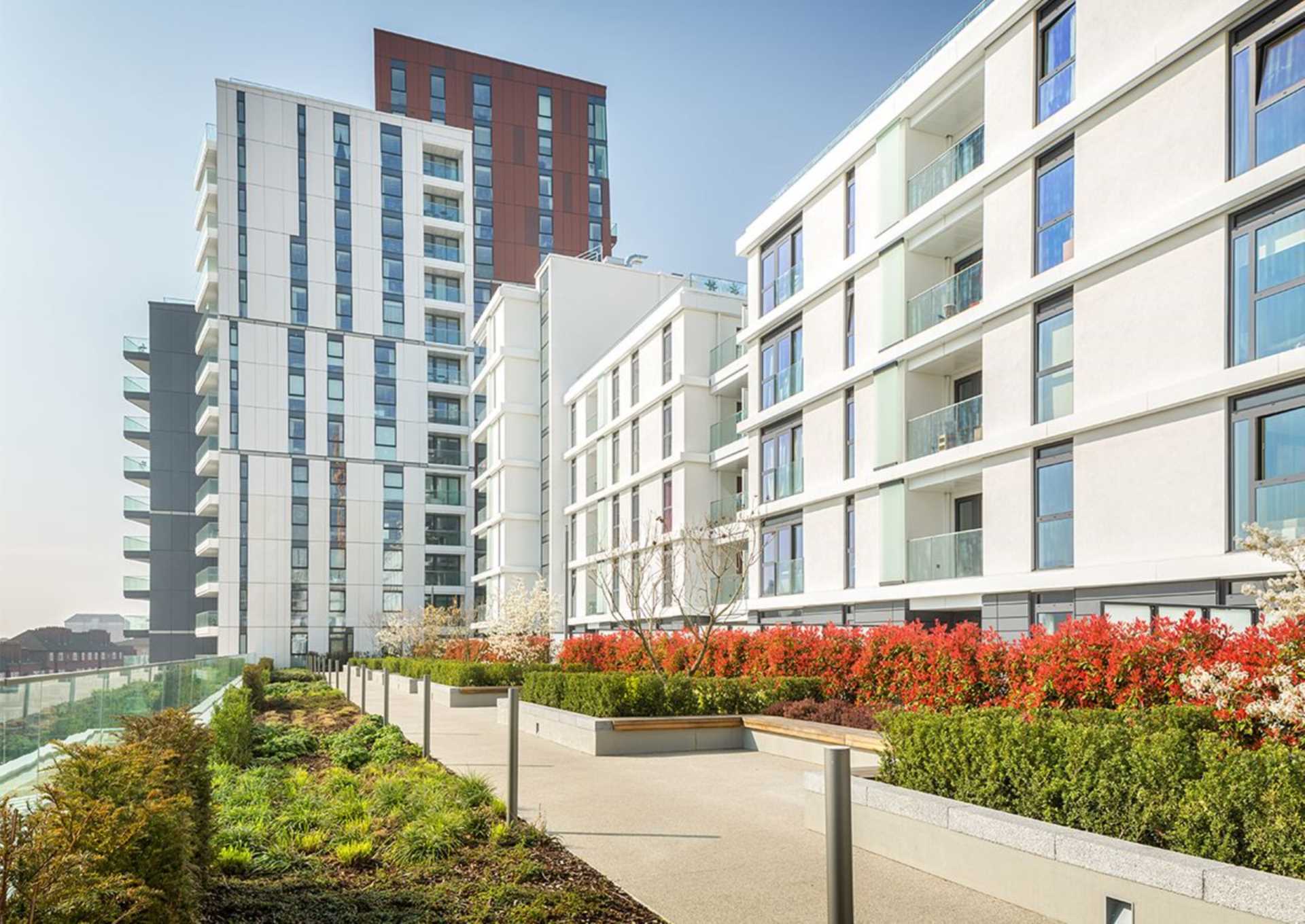 2 bedroom flat to rent, Wandsworth Road, London, SW, SW8 2LF