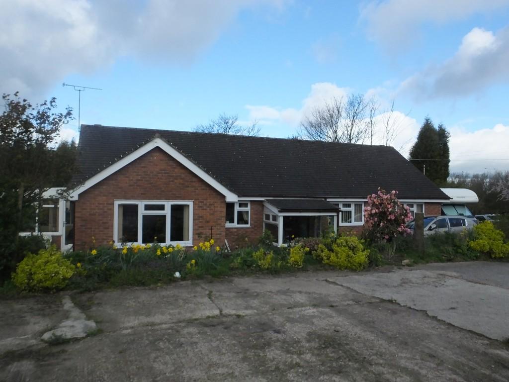3 bedroom accessible bungalow for sale, Bignall End Road, Stokeon
