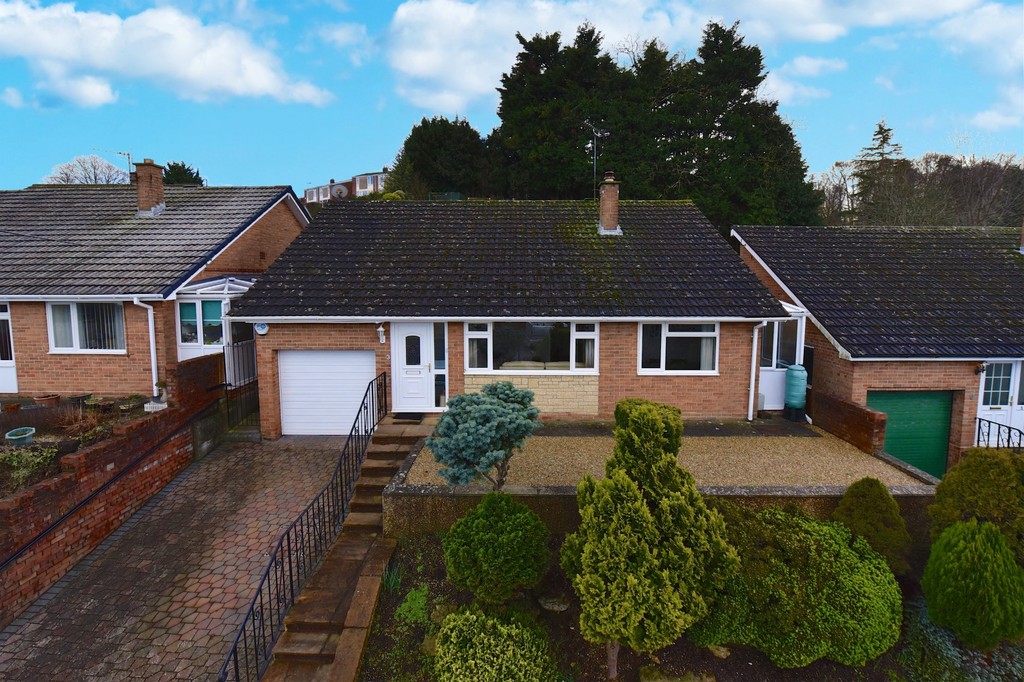 3 bedroom bungalow for sale, Lime Tree Avenue, Yeovil, BA20 2PN