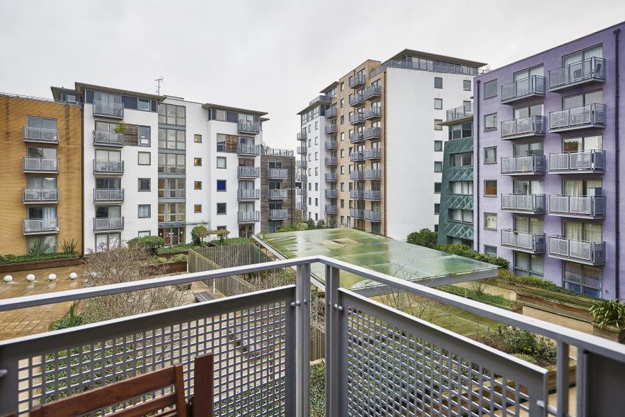 Flat Arizona Building Deals Gateway London Se Qq Flat Arizona Building Deals Gateway London Se Qq