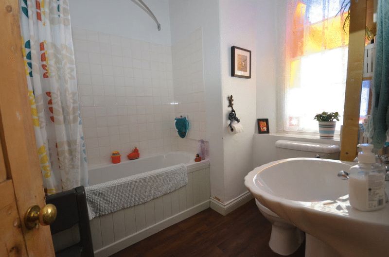 2 bedroom flat for sale, Rea Barn Road, Brixham TQ, TQ5 9DU