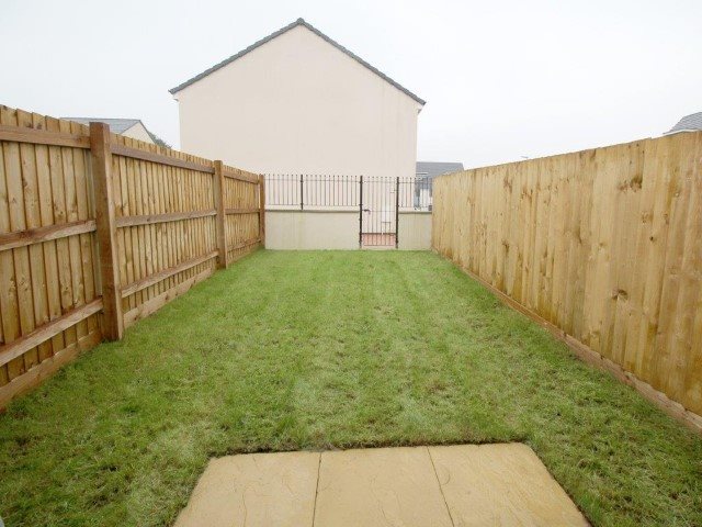 2 Bedroom Detached House To Rent Pennycross Close Cherry Tree Gardens Plymouth Pl2 3ef