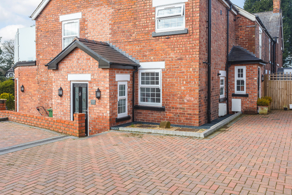 3 bedroom apartment to rent, Rose Close, Northwich, CW8 2AW