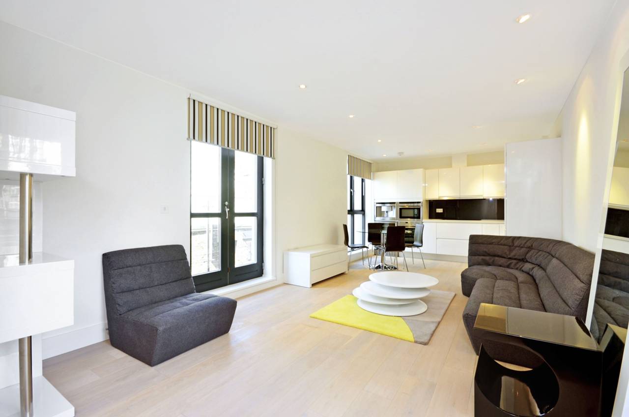 2 bedroom flat to rent, Bull Inn Court, Covent Garden, WC 