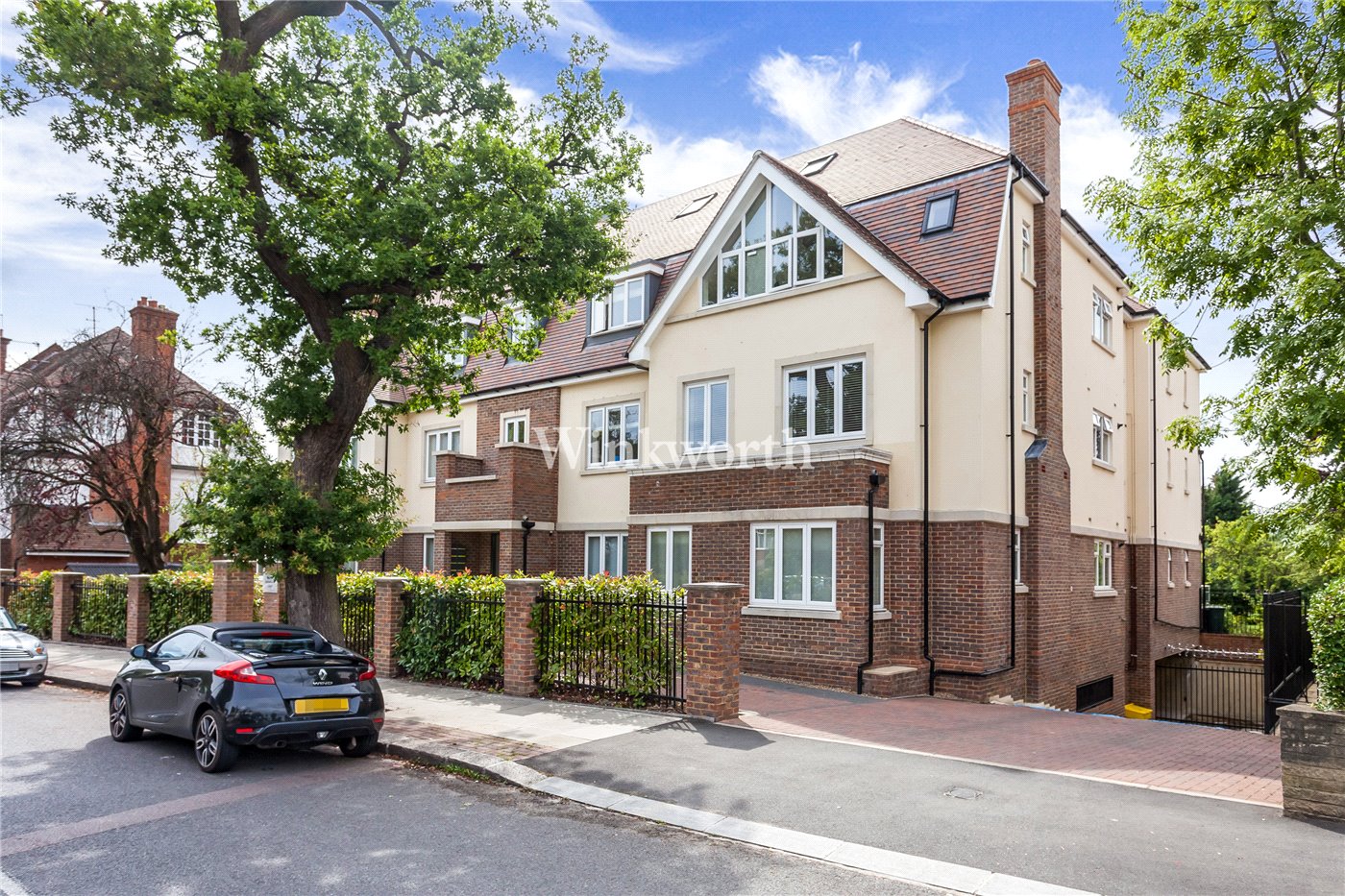 2 bedroom flat for sale, Lansdowne Court, Nether Street, North Finchley