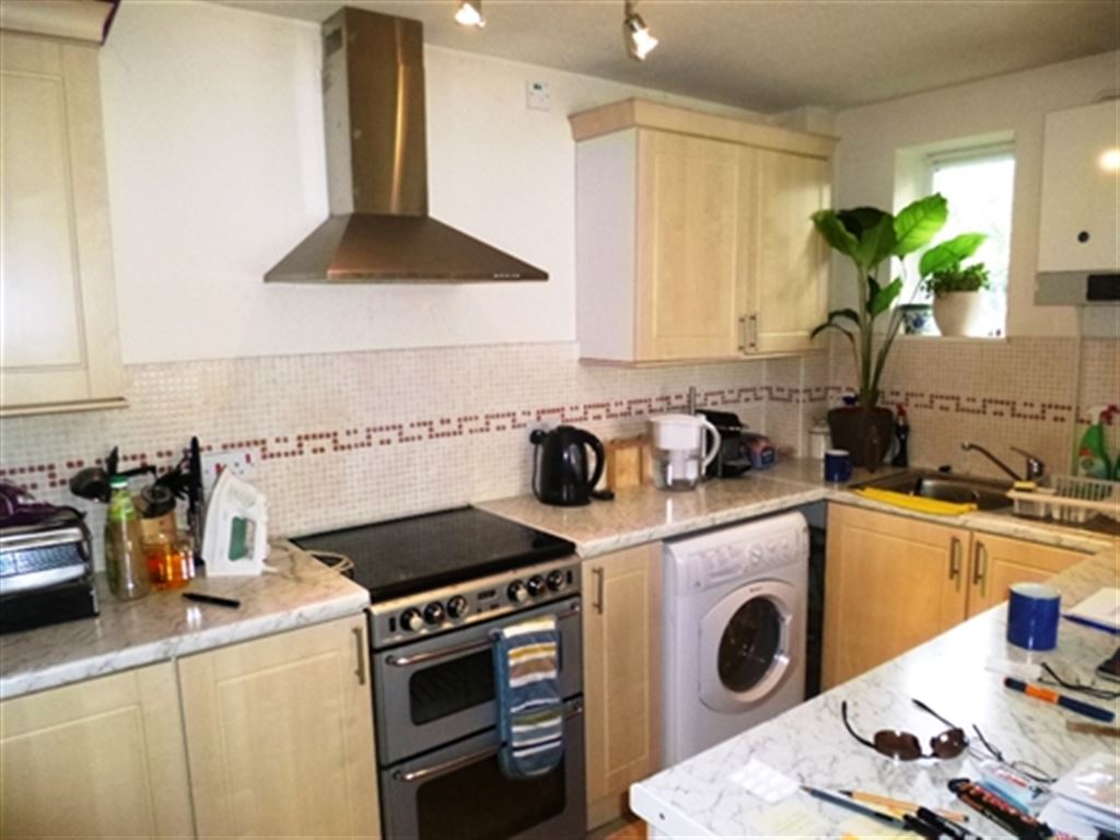 One Double Room For Rent In Horsham Rh One Double Room For Rent In Horsham Rh