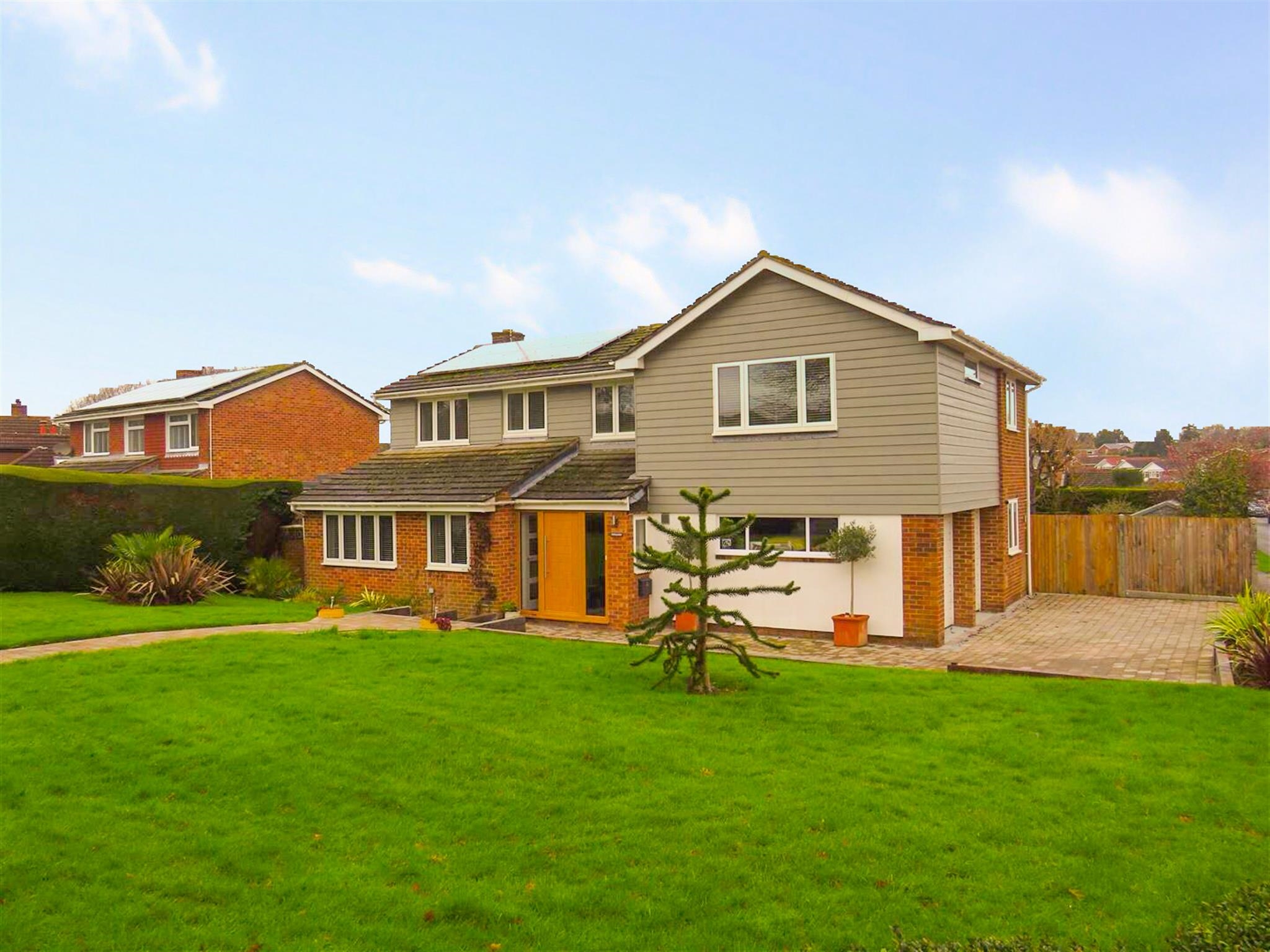 5 bedroom detached house for sale, Abbeydale, South Road, Wivelsfield