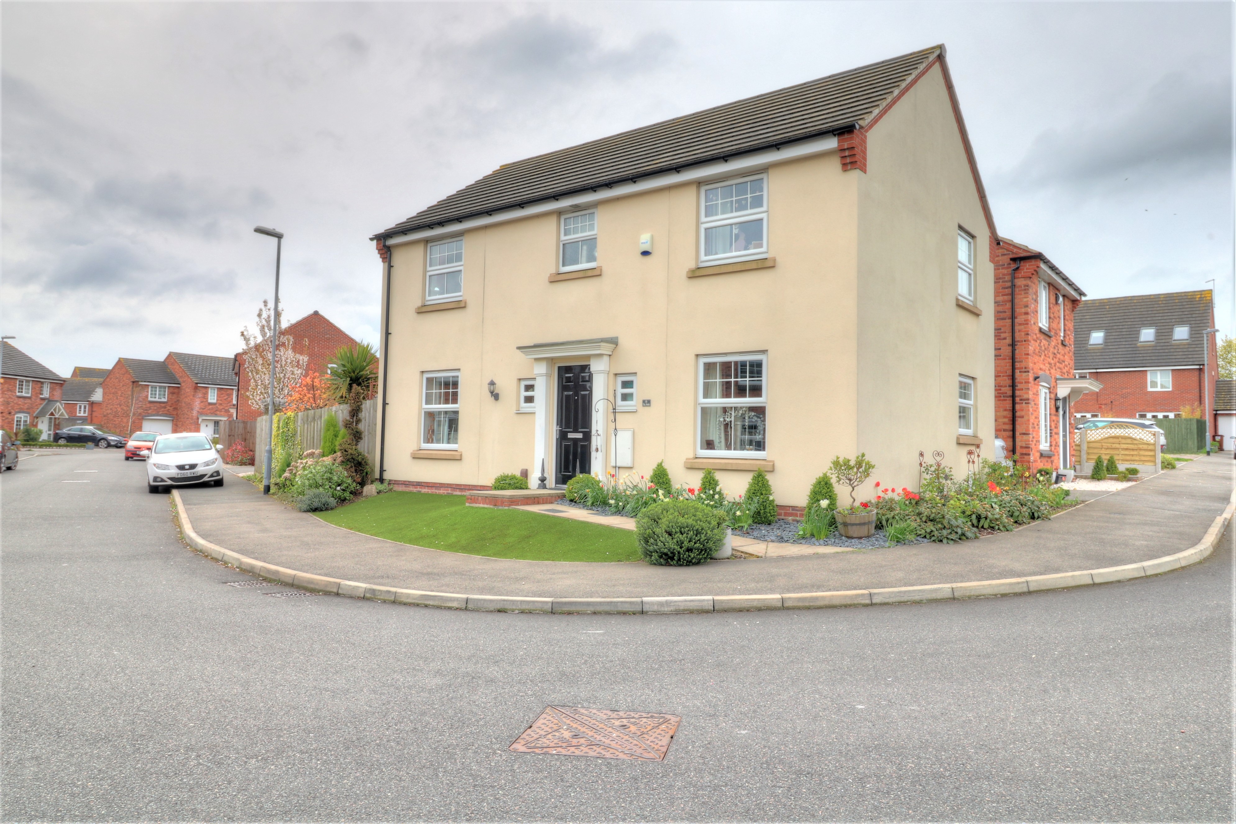 4 bedroom detached house for sale, The Fields, Rainworth, Mansfield NG