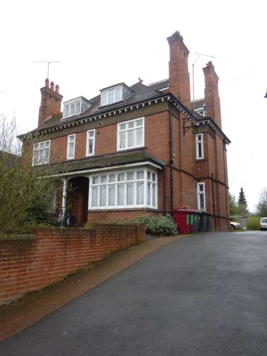 1 bedroom flat to rent, Wokingham Road, Reading, RG6 1JS