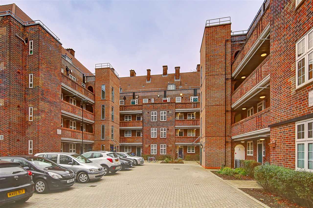 3 bedroom flat for sale, Tilson House, Tilson Gardens, Brixton SW