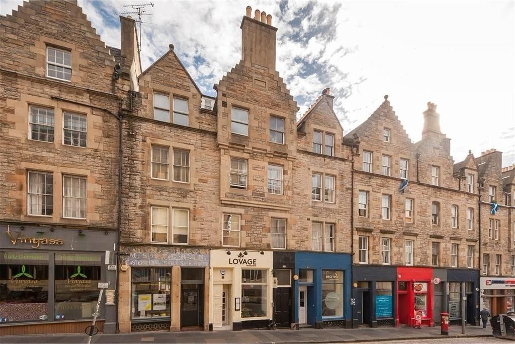 3 bedroom flat to rent, St Marys Street, Edinburgh, EH1 1SX