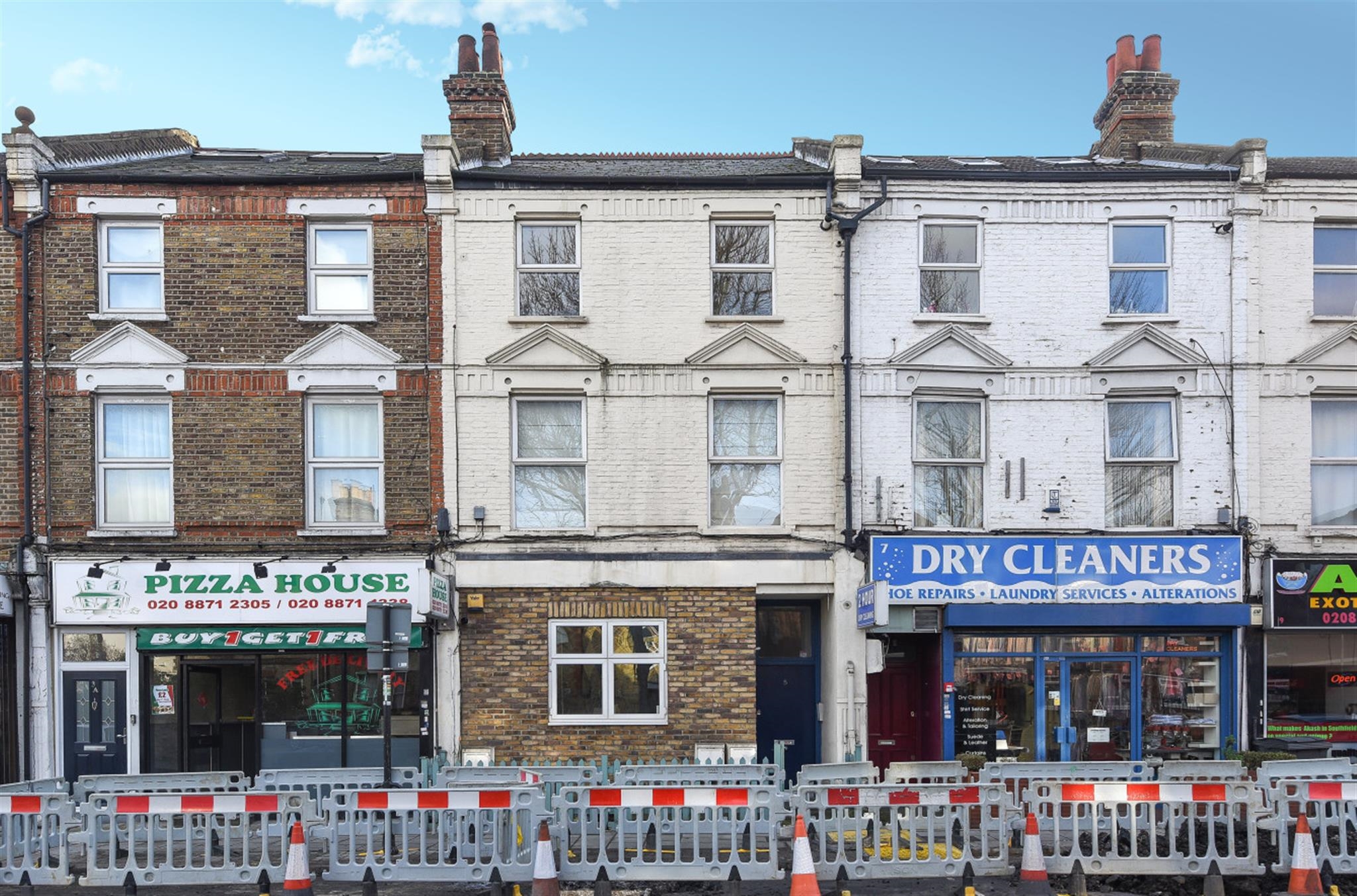 2 bedroom flat for sale, Granville Road, Southfields, London, SW18 5SB