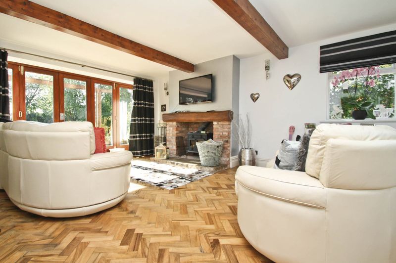 4 bedroom detached house to rent, Longton Hall Farm, Chapel Lane