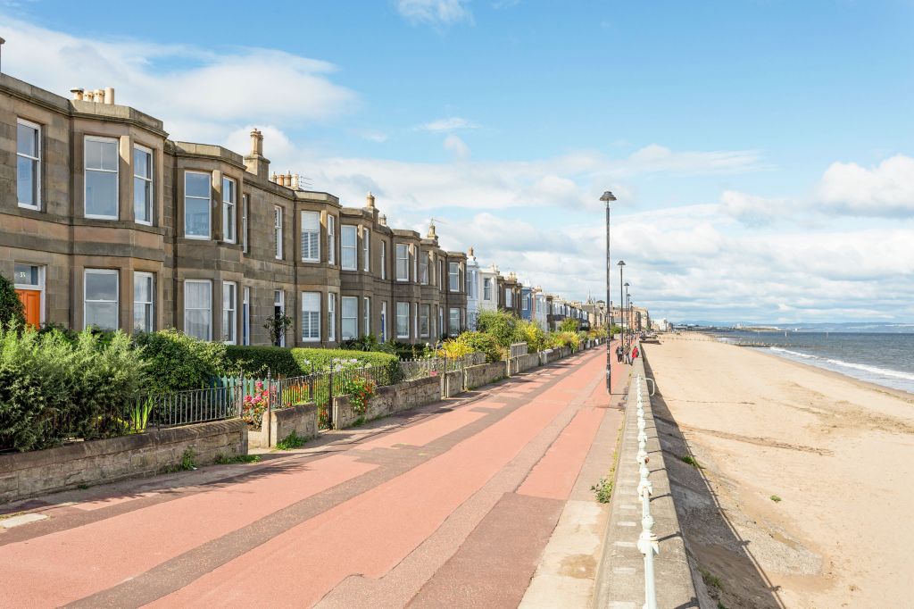 4 bedroom terraced house for sale, Esplanade Terrace, Joppa, Edinburgh