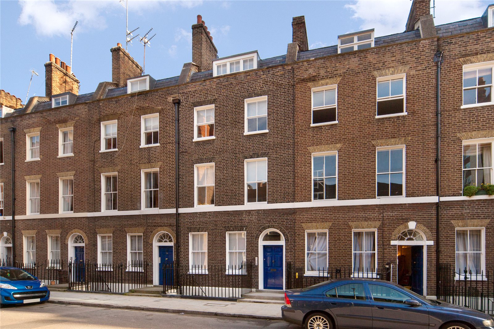 2 bedroom duplex to rent, Huntley Street, London, WC1E 6DD
