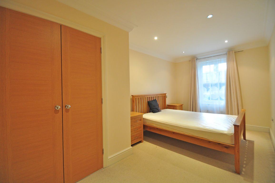 Ensuite Room To Rent In Maidenhead Ensuite Room To Rent In Maidenhead