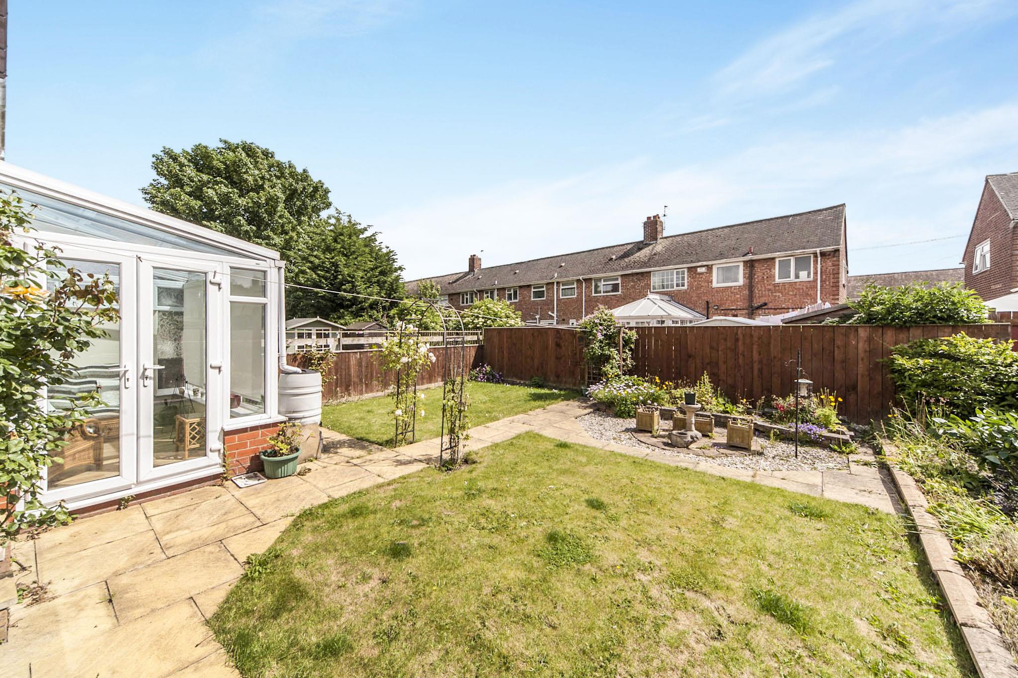 2 bedroom end of terrace house for sale, Owton Manor Lane, Hartlepool