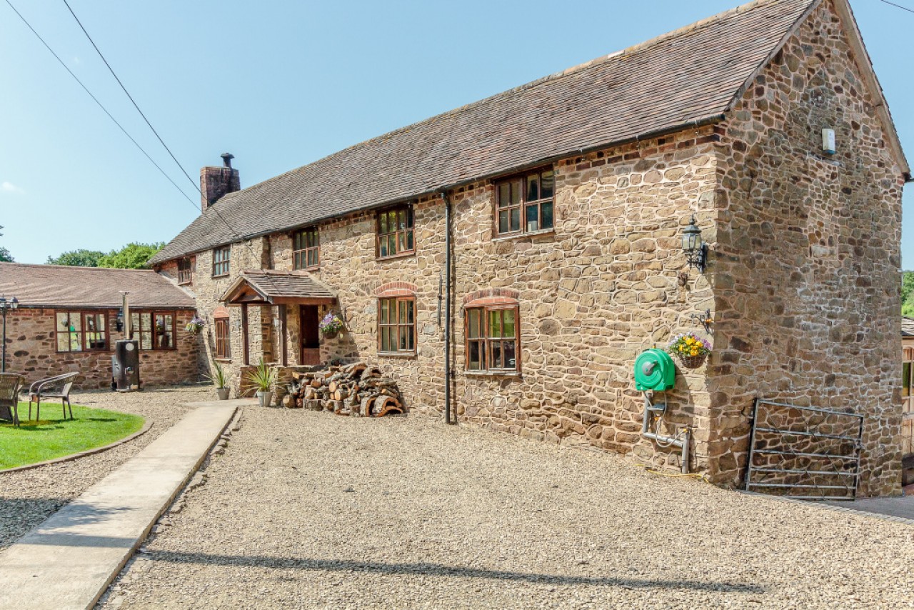 3 bedroom detached house for sale, Ankretts Farm, Kidderminster