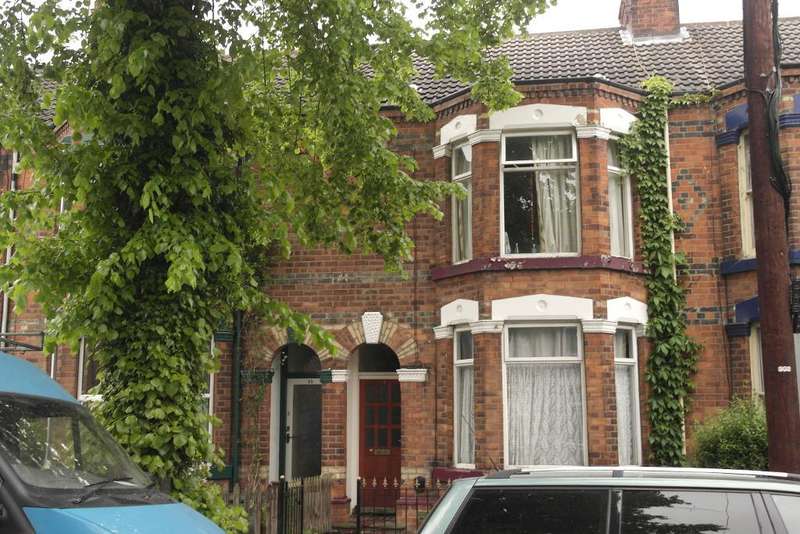 3 bedroom terraced house for sale, Ella Street, Hull, HU5 3AY