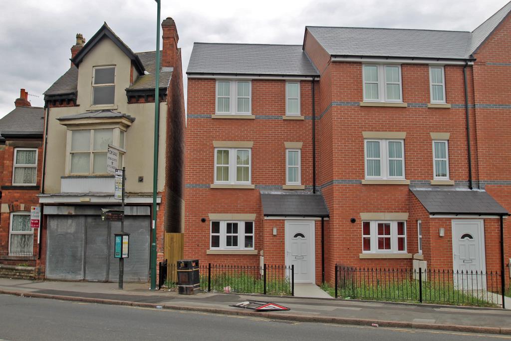 4 bedroom town house to rent, Vernon Road, Basford, Nottingham NG, Old