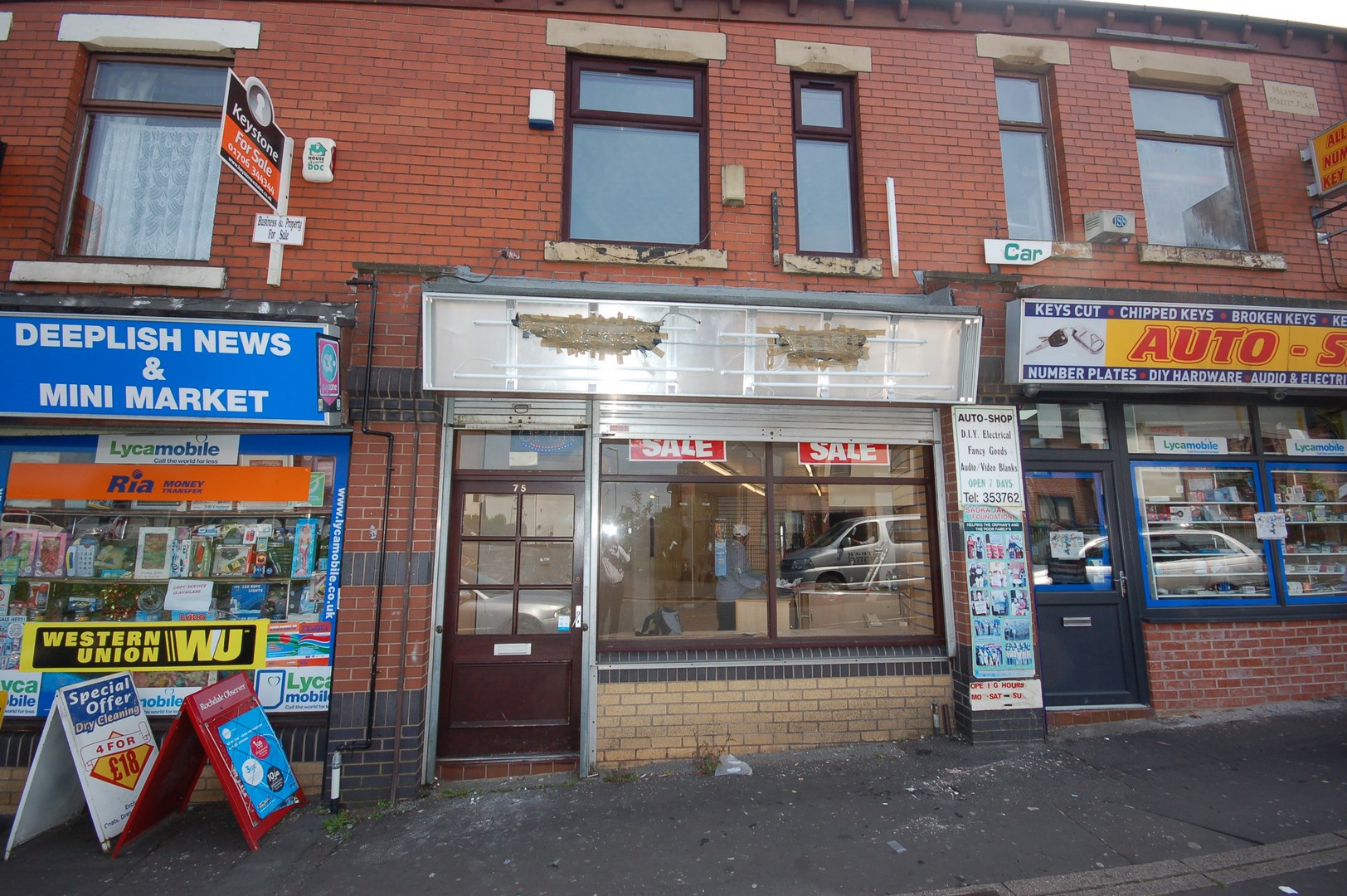 3 bedroom flat to rent, Milkstone Road, Deeplish, Rochdale OL, OL11 1NT