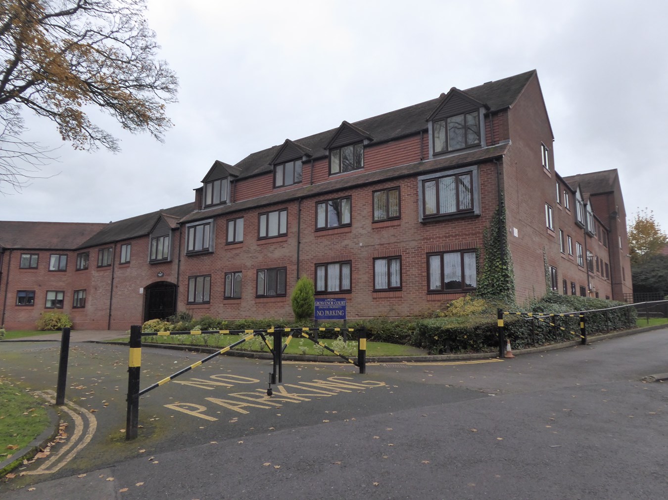 2 bedroom flat for sale, The Green, Kings Norton, Birmingham B, B38 8RU