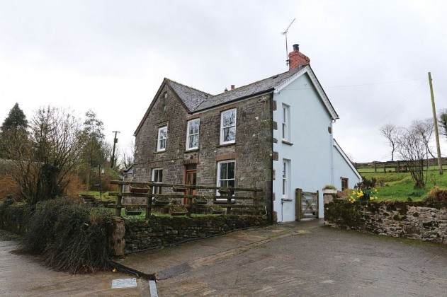 4 bedroom detached house for sale, Cyffig, Whitland ...