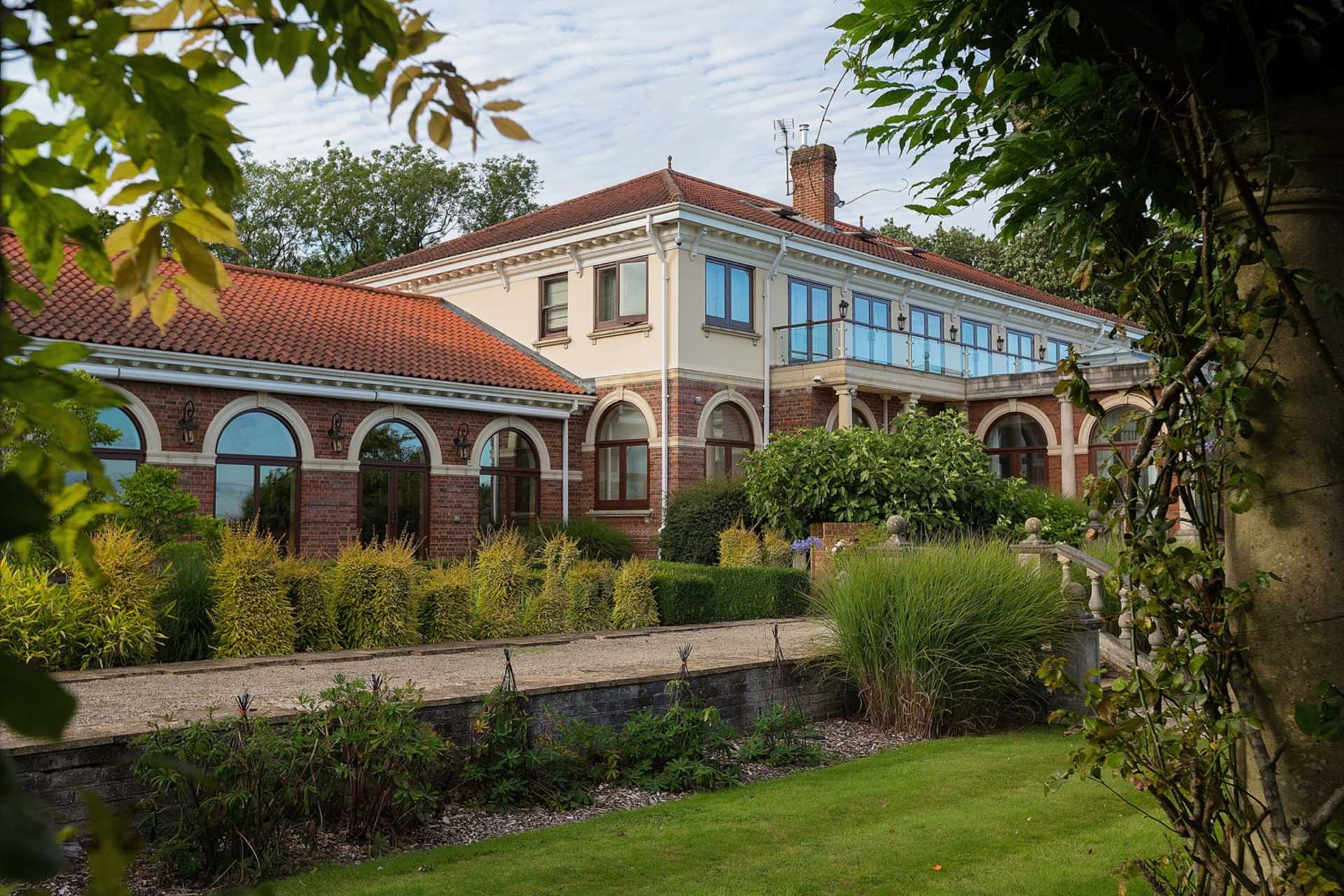 7 bedroom detached house for sale, Oakleigh House, Bere Court Road