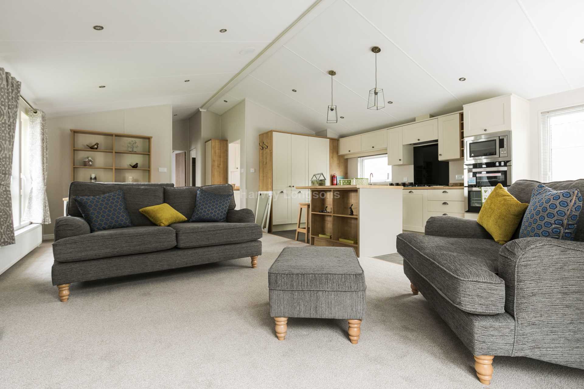 2 Bedroom Lodge For Sale Marlie Holiday Park New Romney TN28 8UE