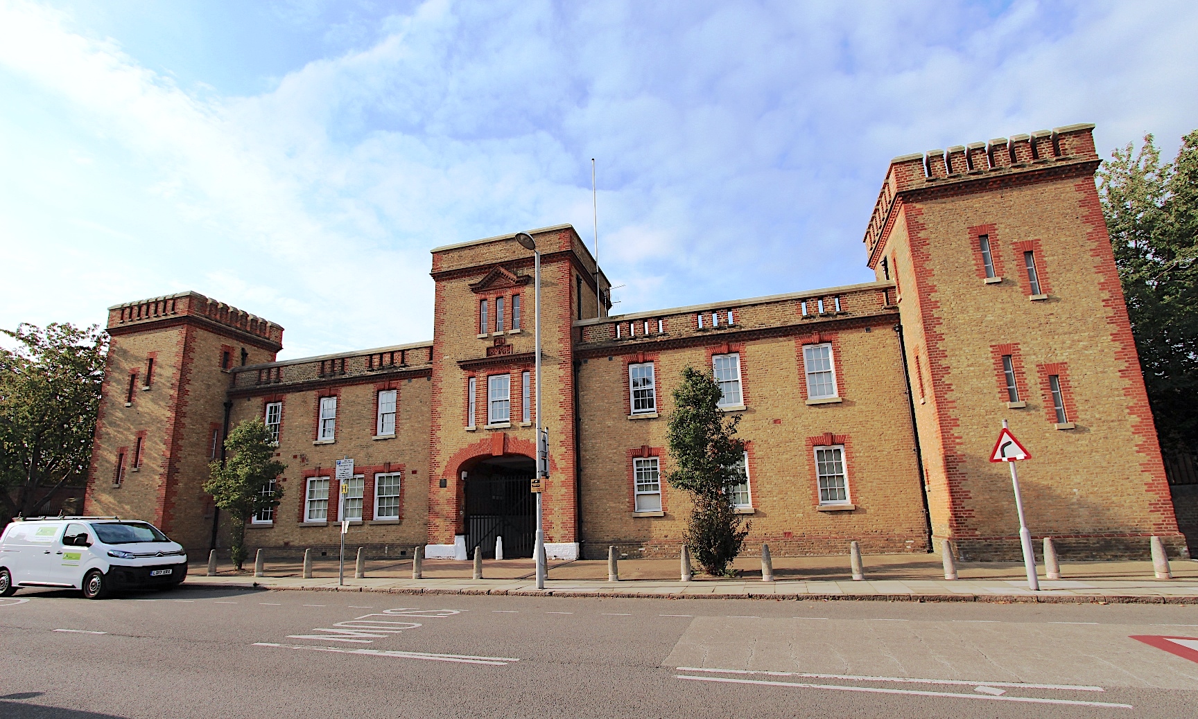 2 bedroom flat for sale, The Keep, Kingston Upon Thames KT, Kingston