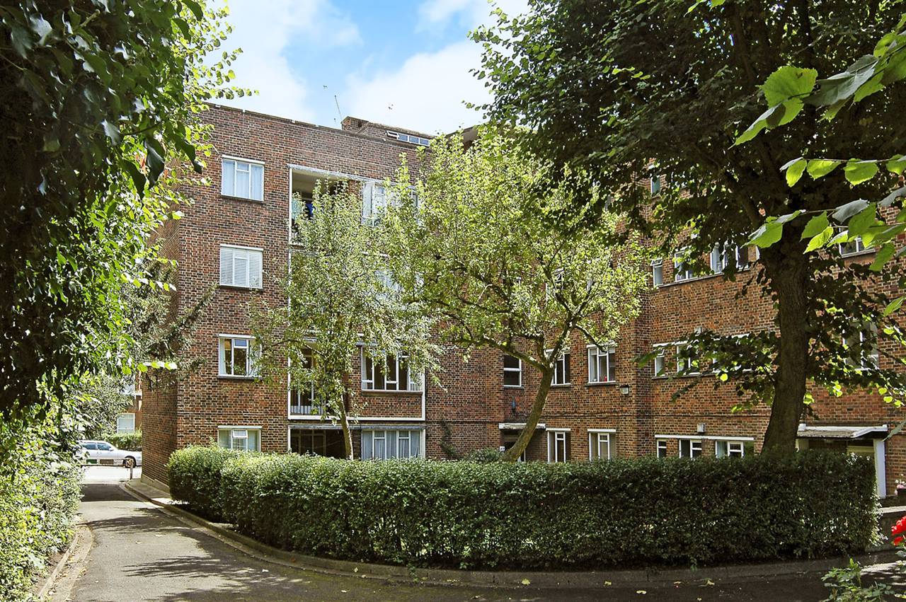 Nightingale Lane Balham SW12, 3 bed, Flat, SW12 8NW, £550,000, For Sale