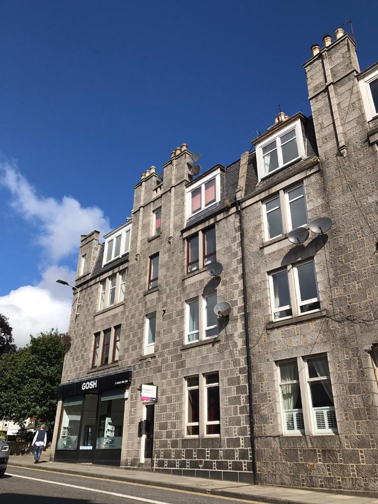 Flat to rent, Holburn Street, Aberdeen, AB10 7GX
