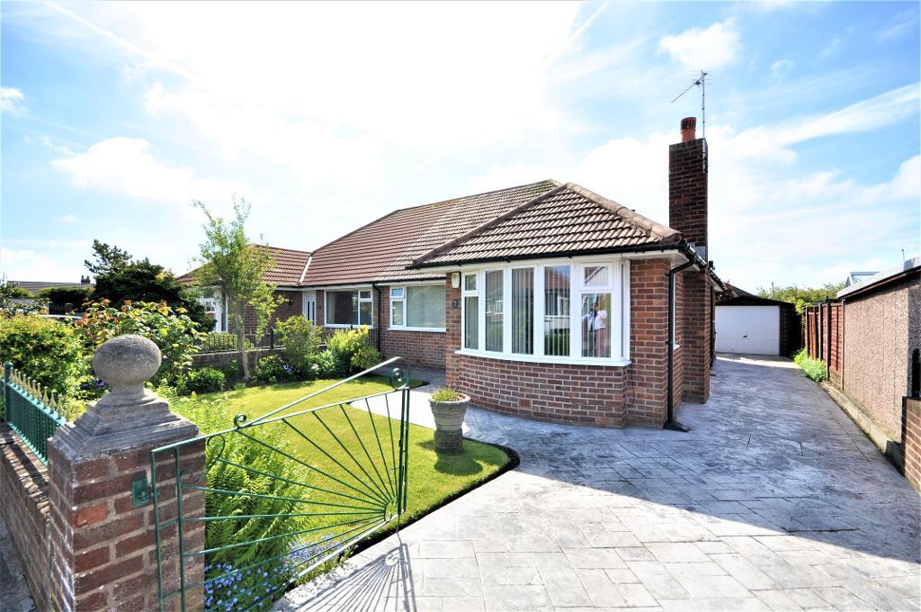 2 bedroom semidetached bungalow for sale, Ashley Close, Thornton