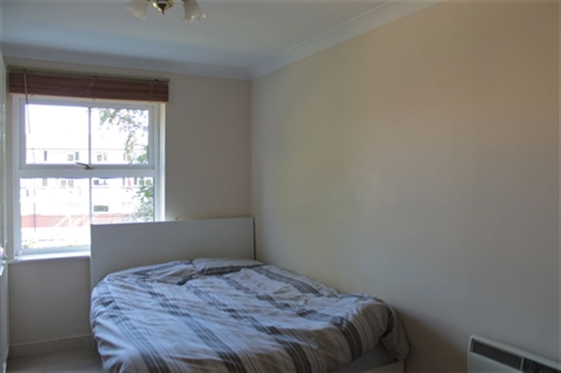 Ensuite Room Redhill Surrey Rent Ensuite Room Redhill Surrey Rent