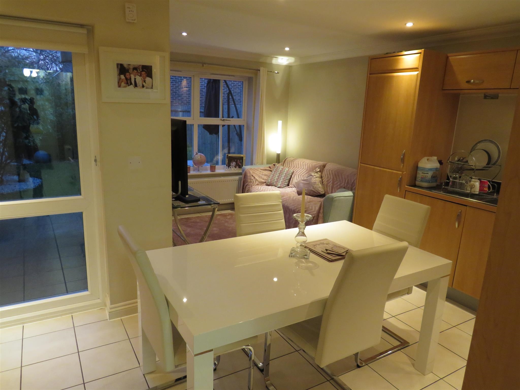 Ensuite Room To Rent In Epsom Ensuite Room To Rent In Epsom