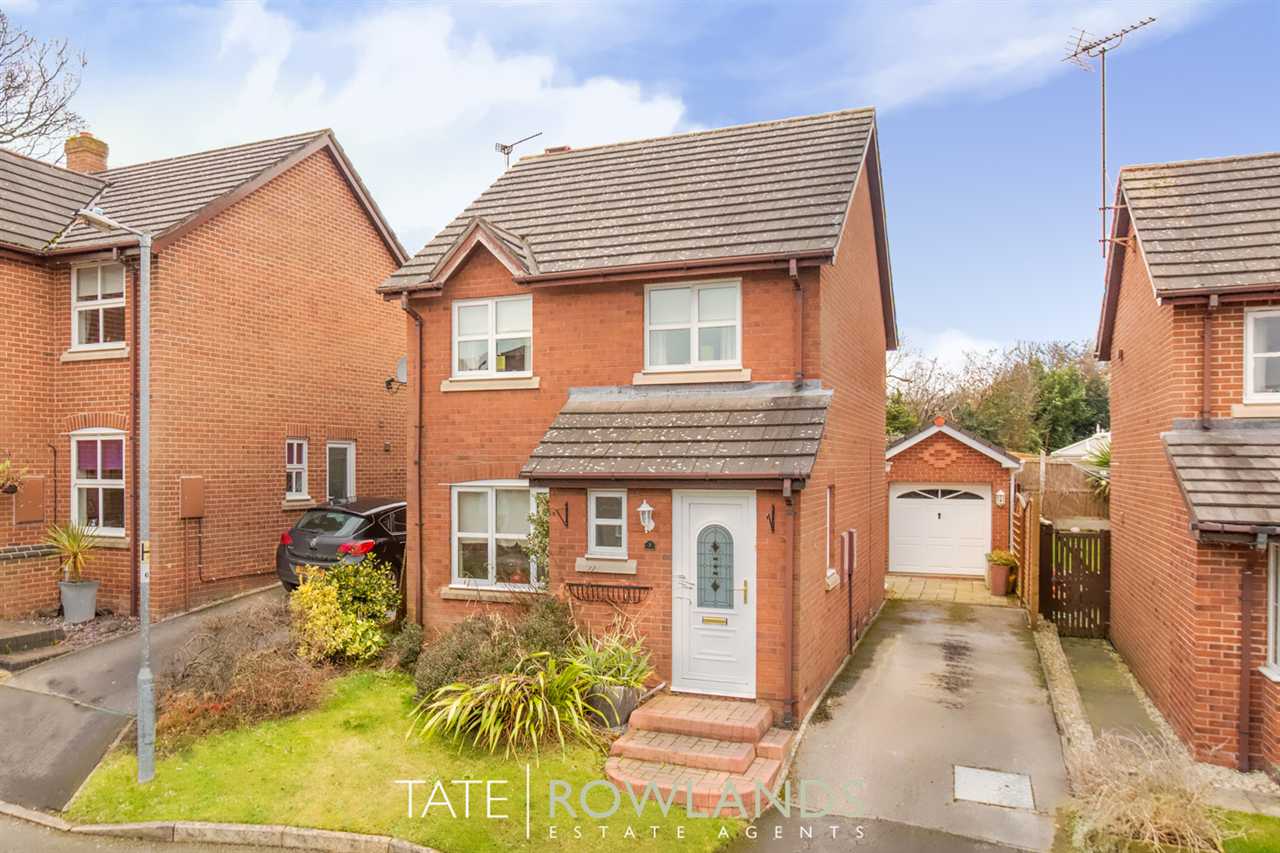 3 bedroom detached house for sale, Kestrel Close, Connahs Quay, Deeside