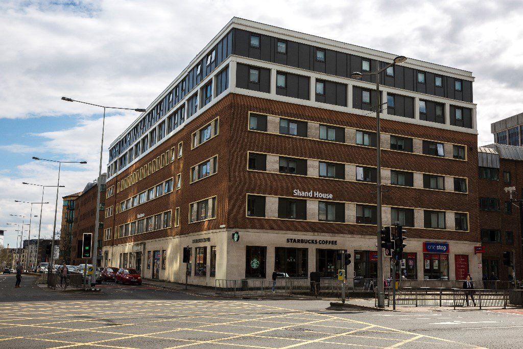 flat to rent, Hallinans House, Newport Road, Cardiff, CF24 0TD