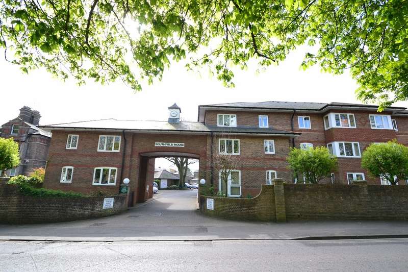 2 bedroom flat for sale, Southfield House, South Walks Road, Dorchester