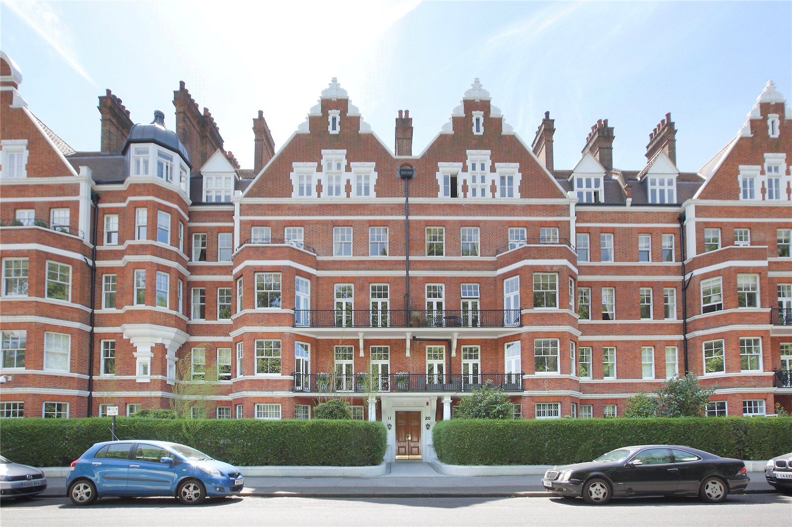 2 bedroom flat for sale, Overstrand Mansions, Prince Of Wales Drive