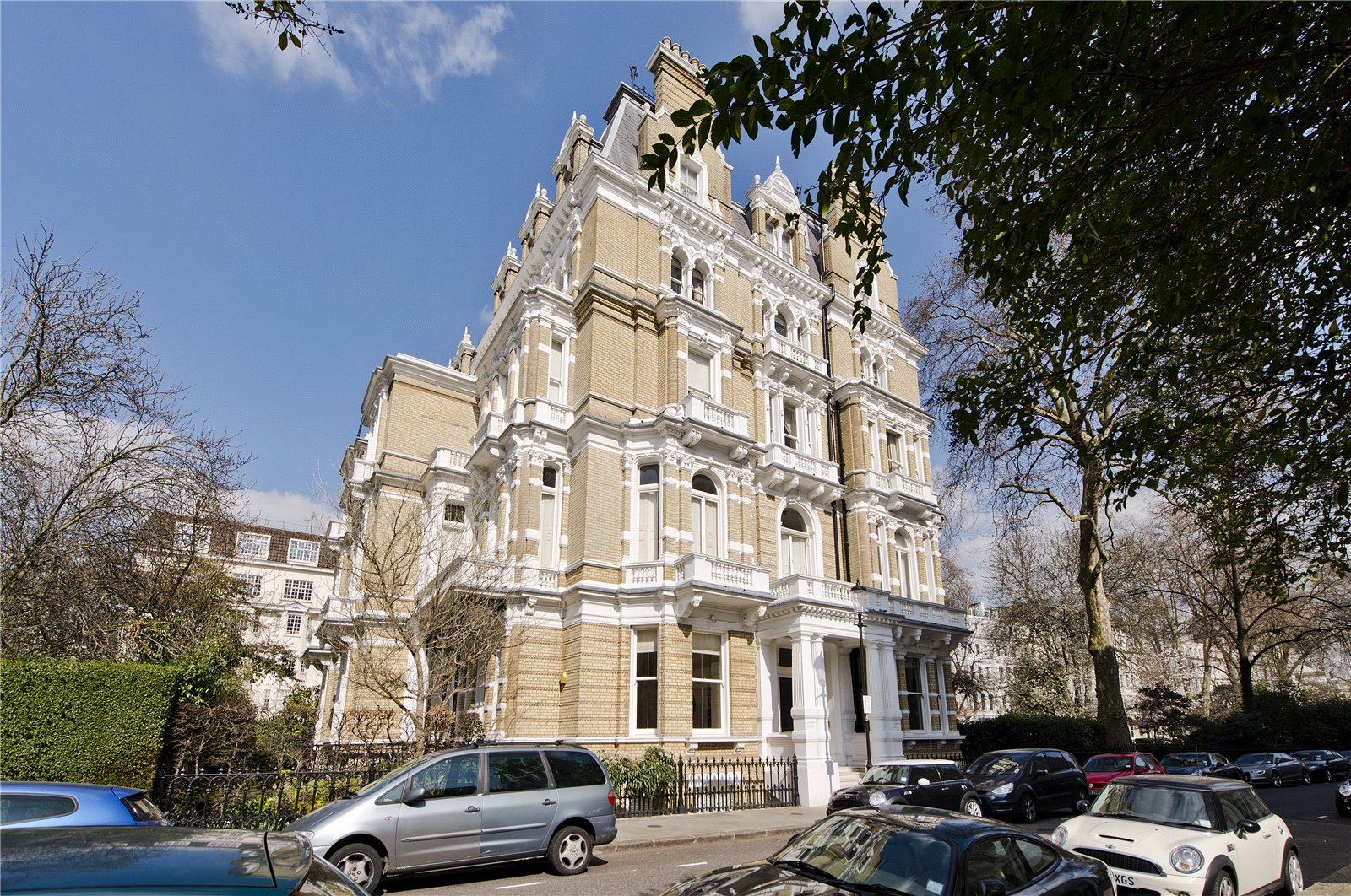 1 bedroom flat to rent, Garden House, Cornwall Gardens, South