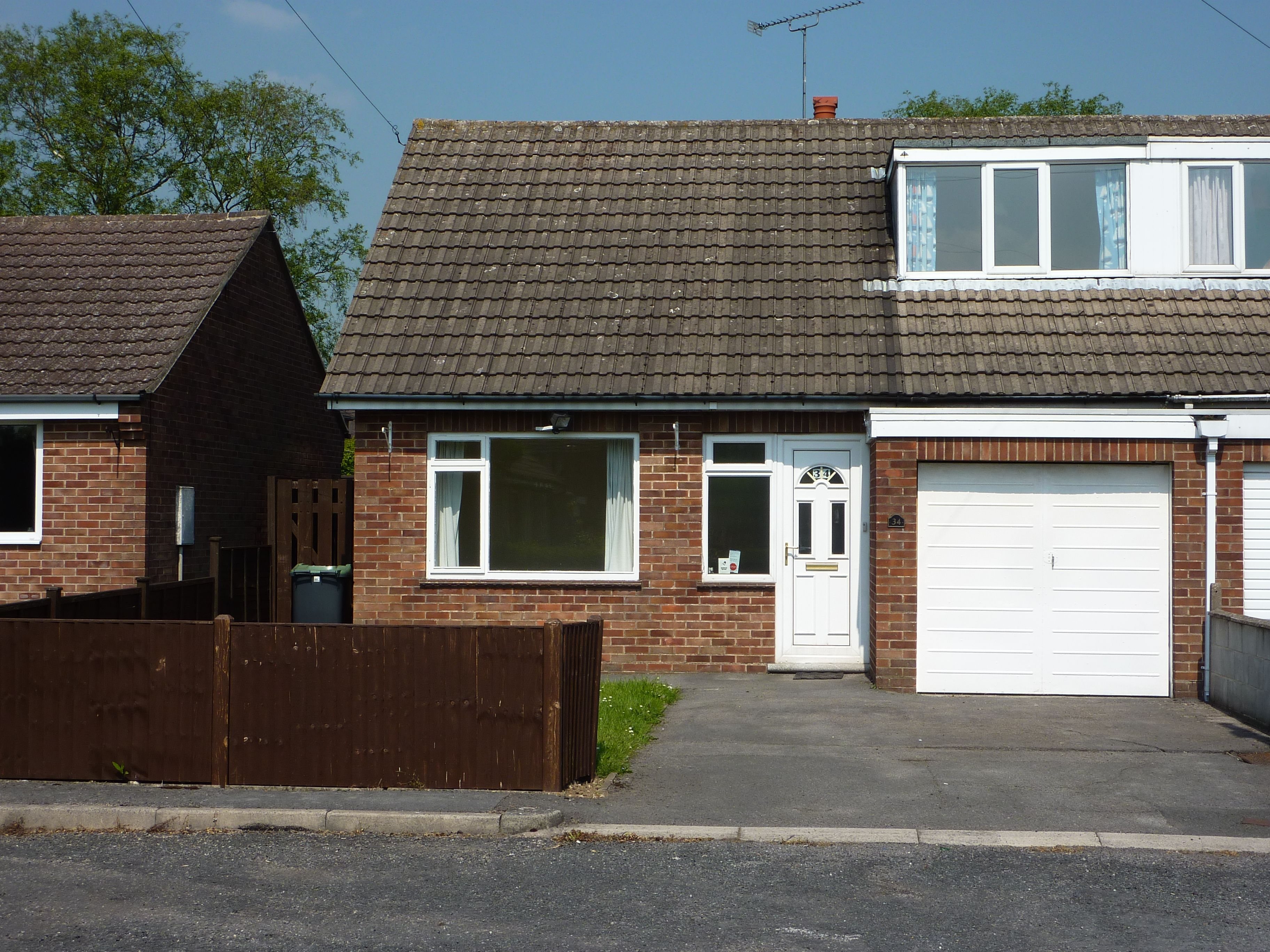 3 bedroom house to rent, Lambourne Avenue, Ashbourne, Derbyshire