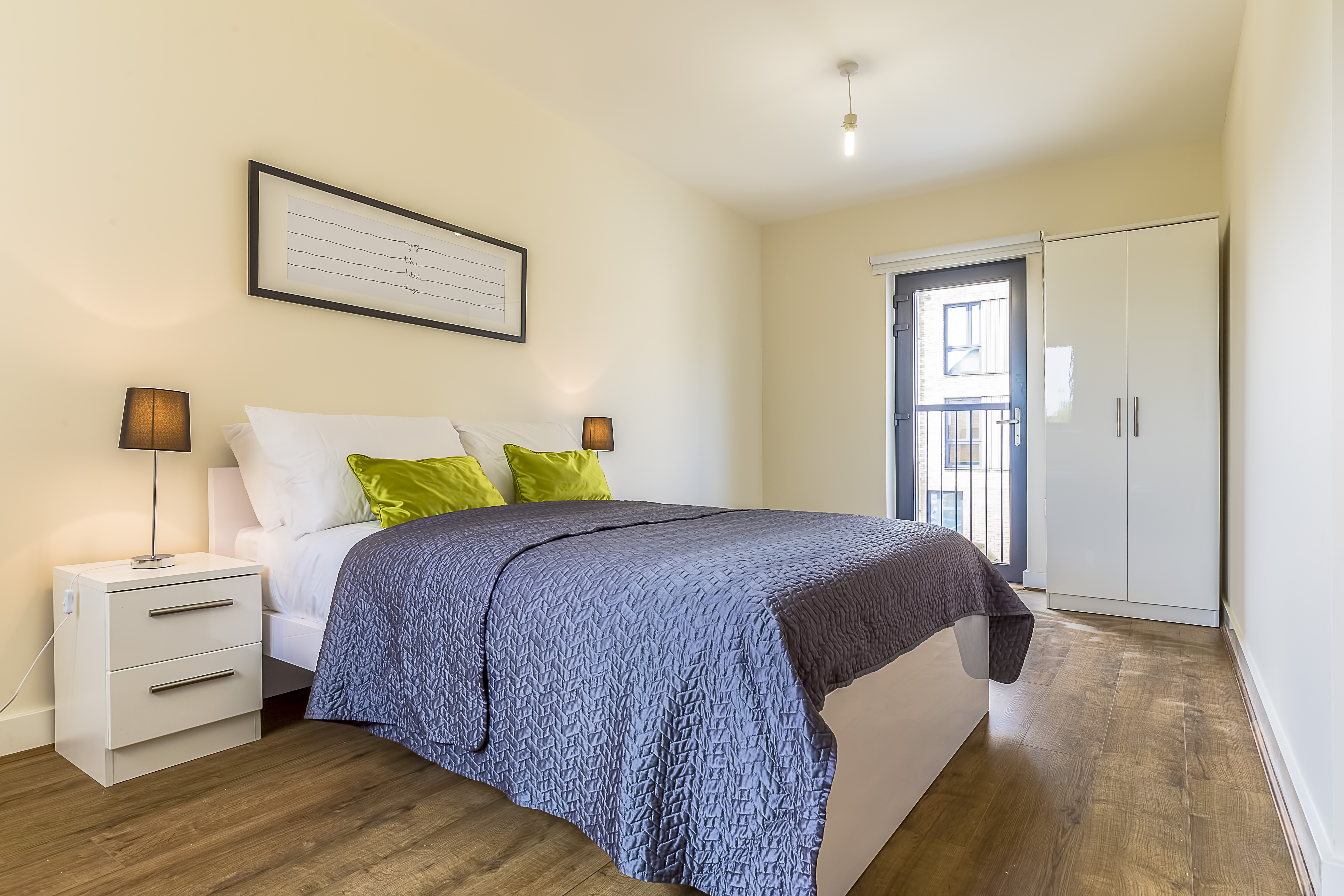 Room To Rent At Water Gardens Square London Se Room To Rent At Water Gardens Square London Se