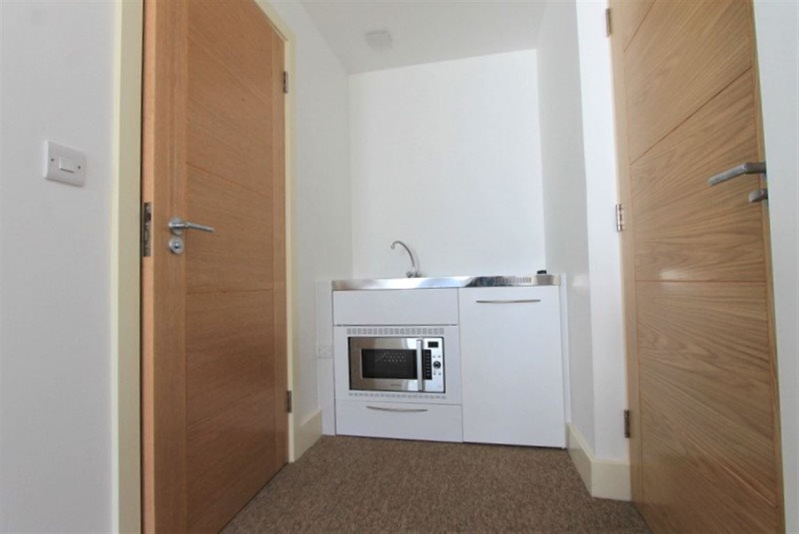 Studio Room For Rent Brighton Studio Room For Rent Brighton