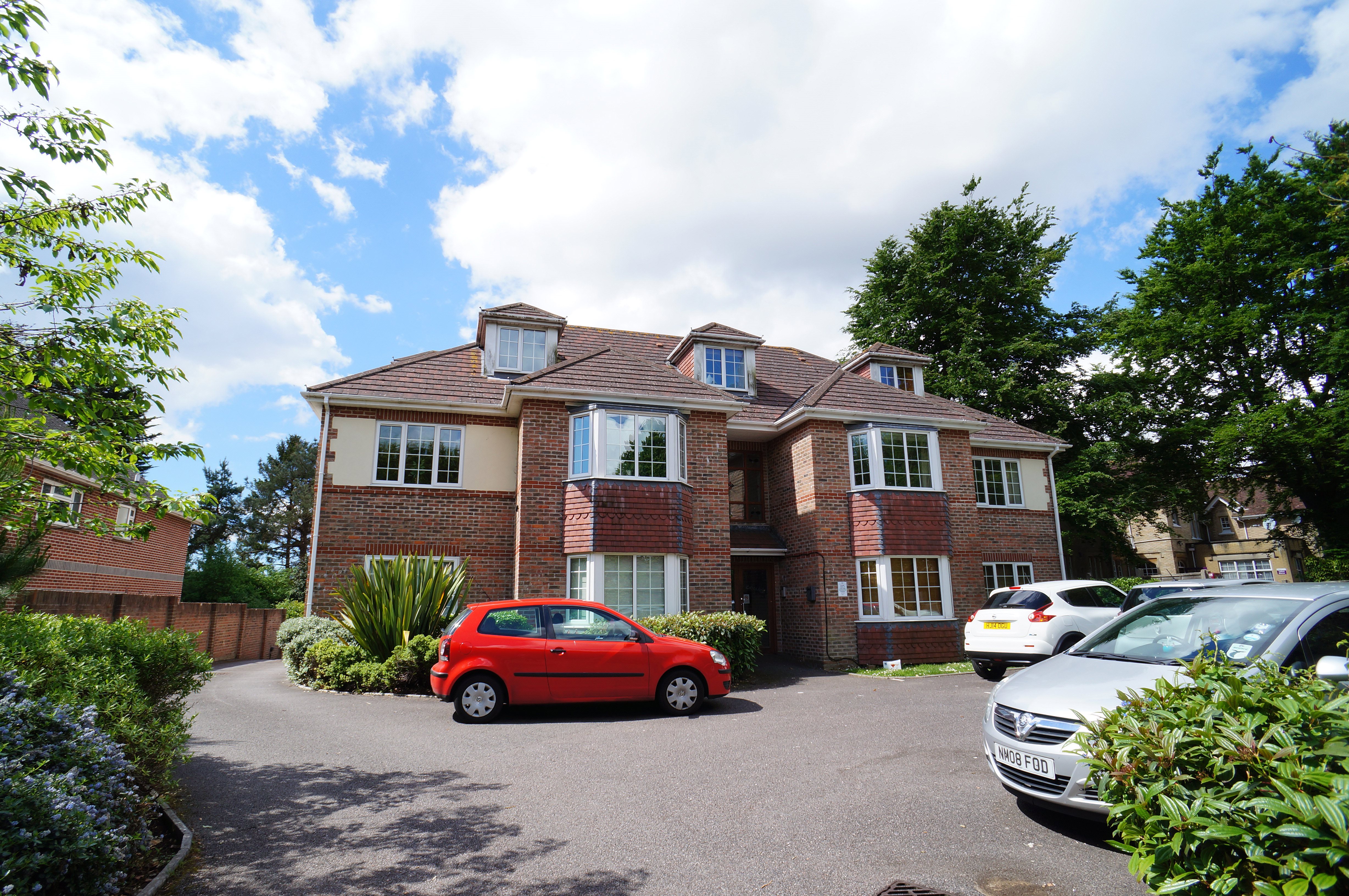 2 bedroom flat to rent, Talbot Avenue, Talbot Woods, Bournemouth, BH3